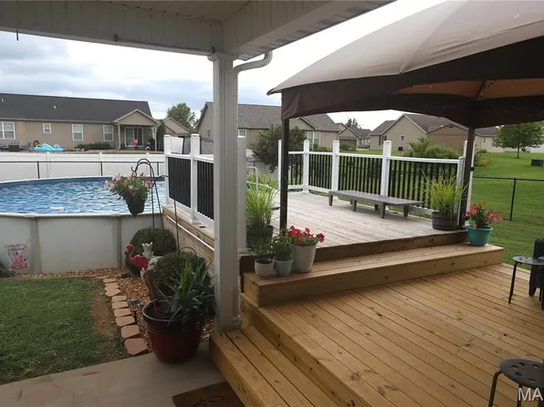 546 Northhaven Ct, Farmington, MO 63640