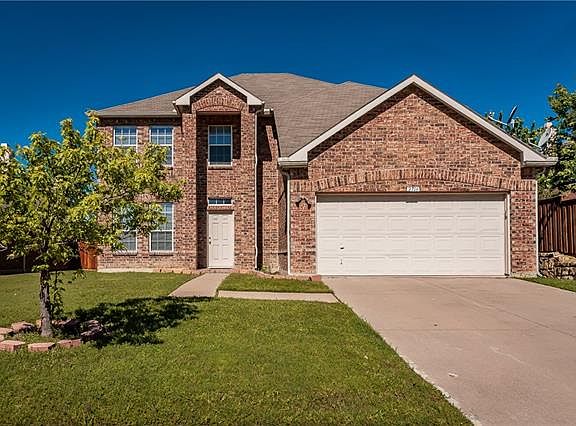 2nd image of 2716 Elderberry Ln