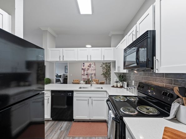 7055 Hollister St #1115