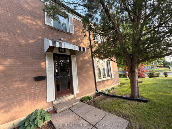 63 Venetian Cres, Toronto, ON M3N 2L9