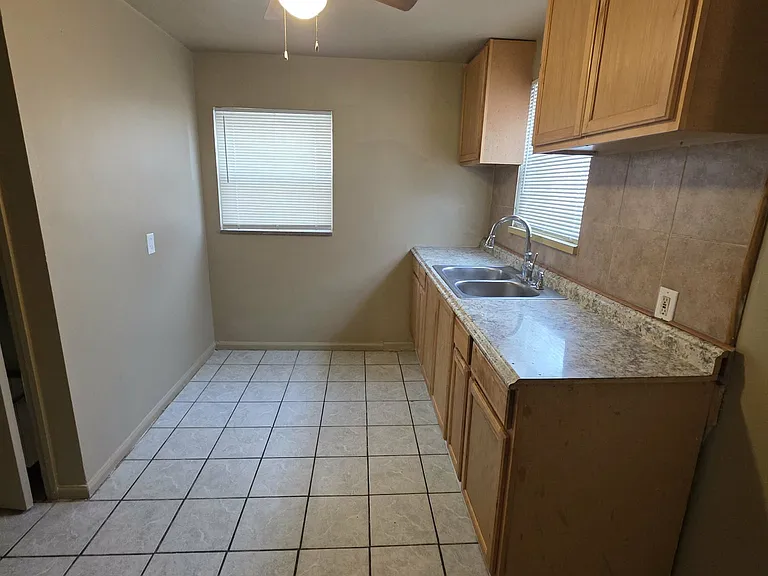 16198 Ilene St — Photo 8