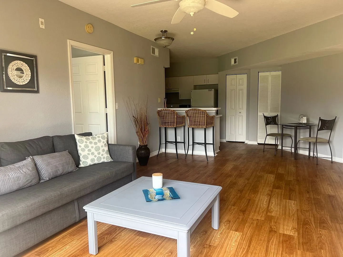Very Reasonable Rate Fully Furnished Lovely Furnished 2 Bed/2 Bath Ground Floor**Seasonal — Photo 1