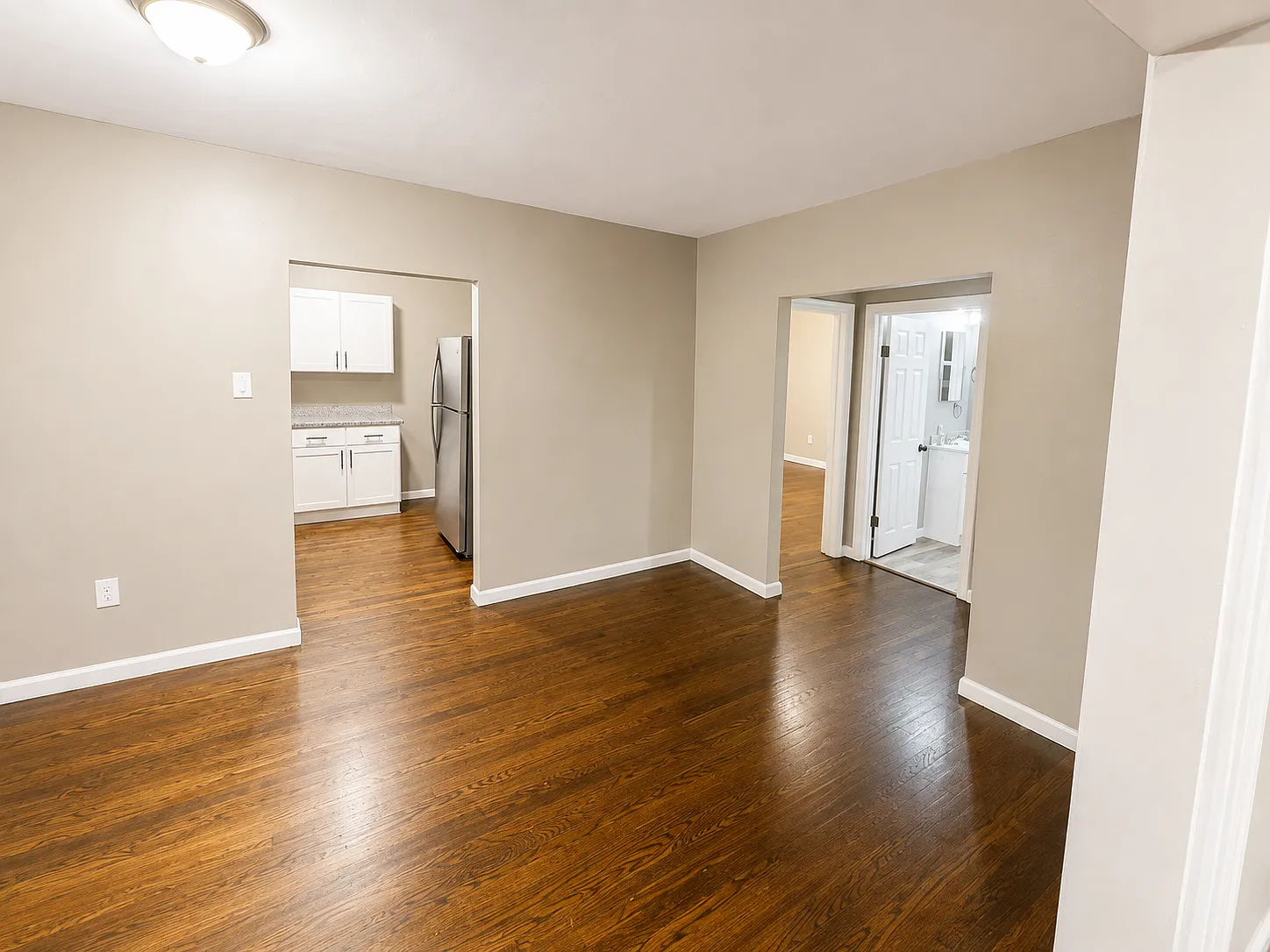 2 bed, 1200 sqft, $2,000 — Photo 4