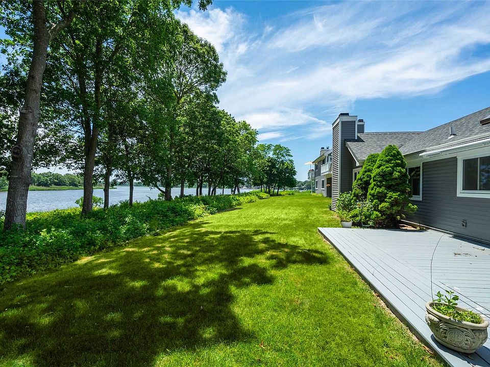 1st image of 245 River Dr