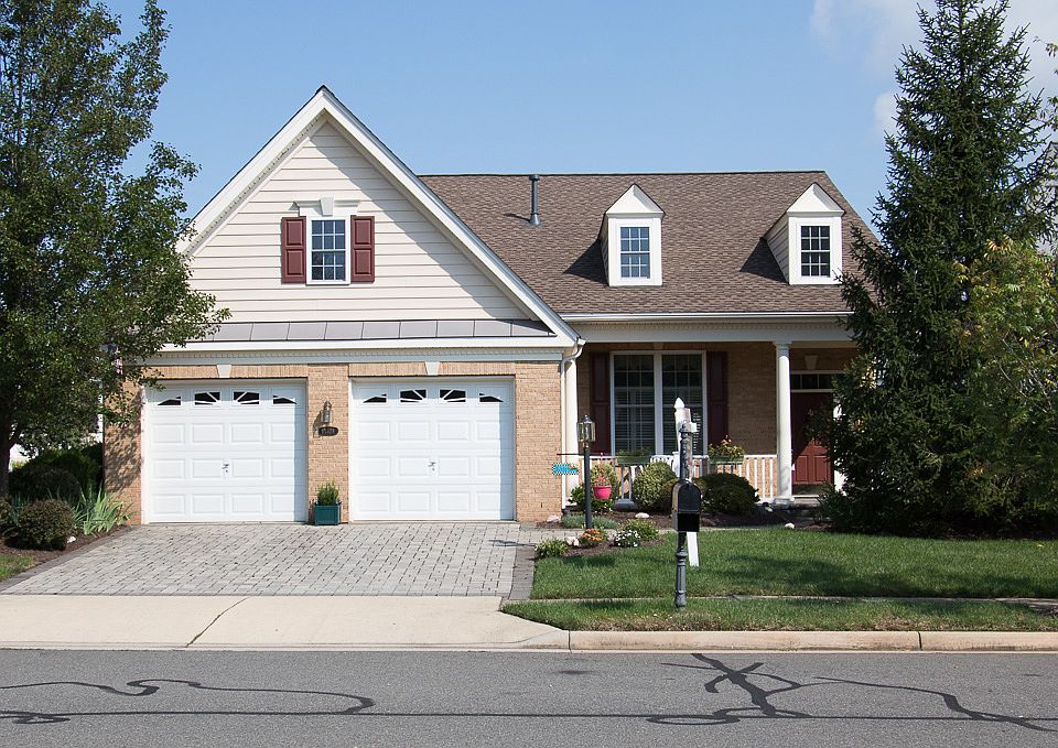 1st image of 15528 Fassels Ct