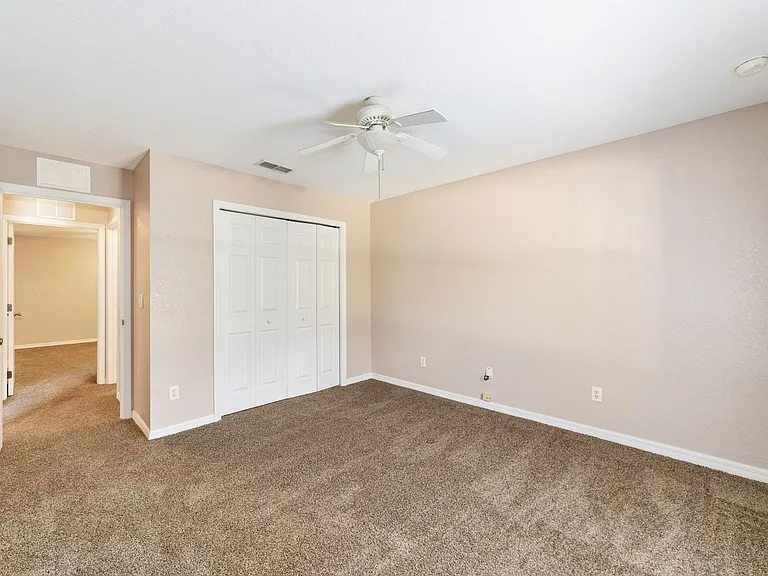 19619 SW Eagle Dr — Photo 24