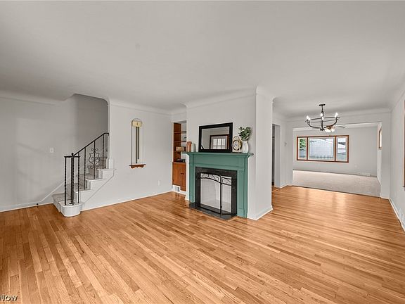 5th image of 21790 Kennison Ave