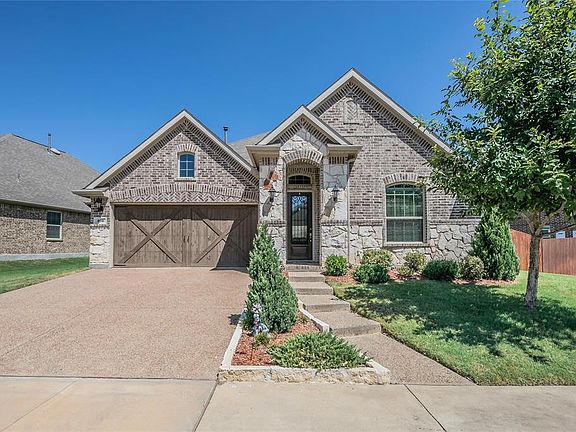 2nd image of 409 Dominion Dr
