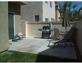 4th image of 7940 Kelburn Hill St