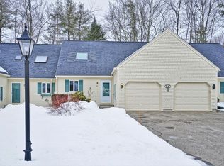 27 Chickadee Ln #27, Kennebunk, ME 04043