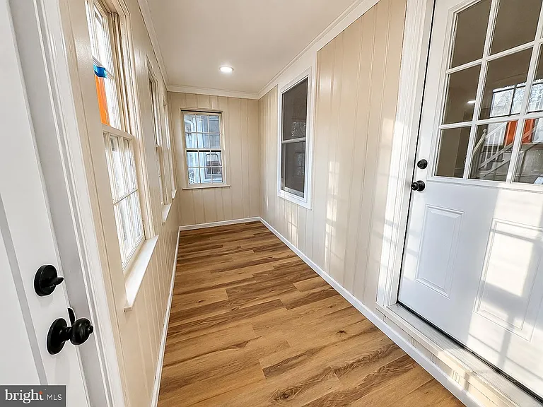 82 Central Ave — Photo 23