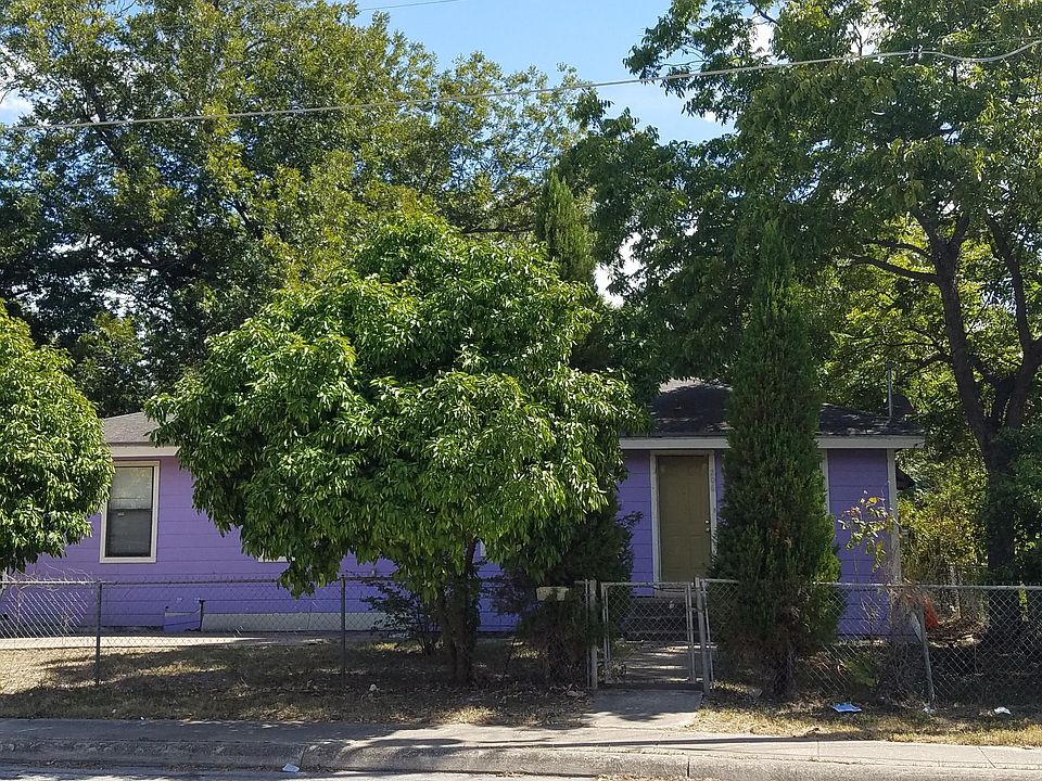 1st image of 206 E Hafer Ave
