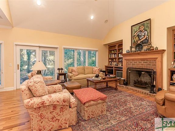 4th image of 7 Heartwood Ct