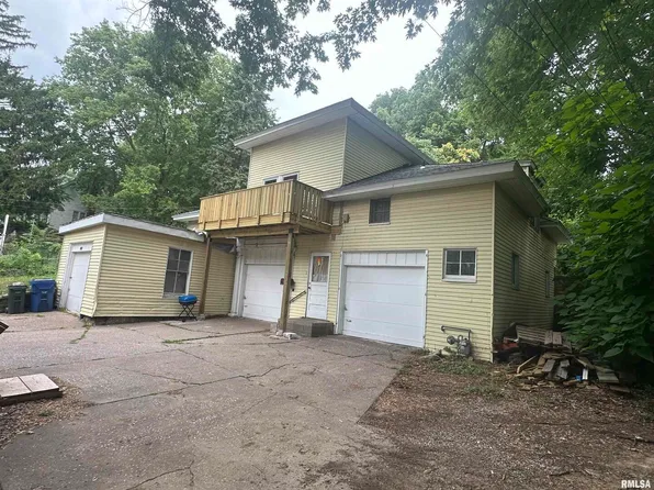 1326 E 9th St, Davenport, IA 52803