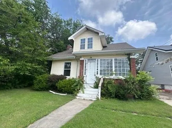 607 Gilman St, Moberly, MO 65270