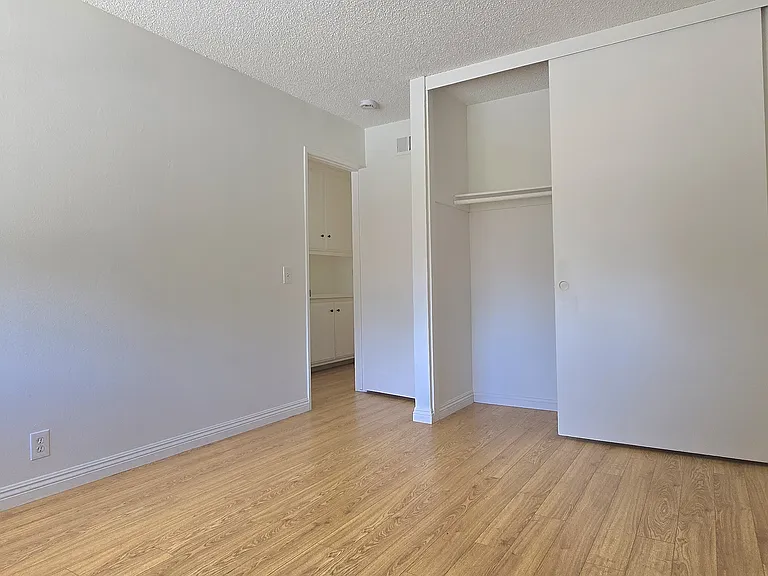 19705 Nicholas Ave — Photo 18