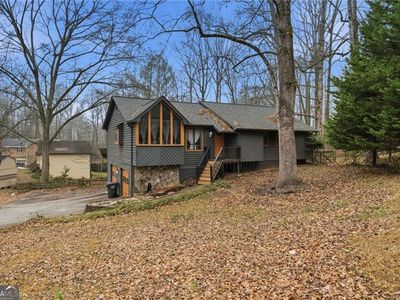 667 Cora Ct NW, Lilburn, GA, 30047