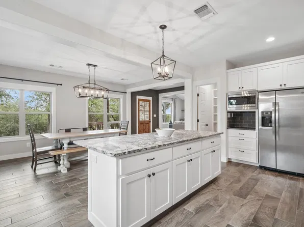 190 Magnolia Mdw, Canyon Lake, TX 78133