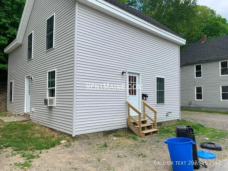 27 Margin St #1