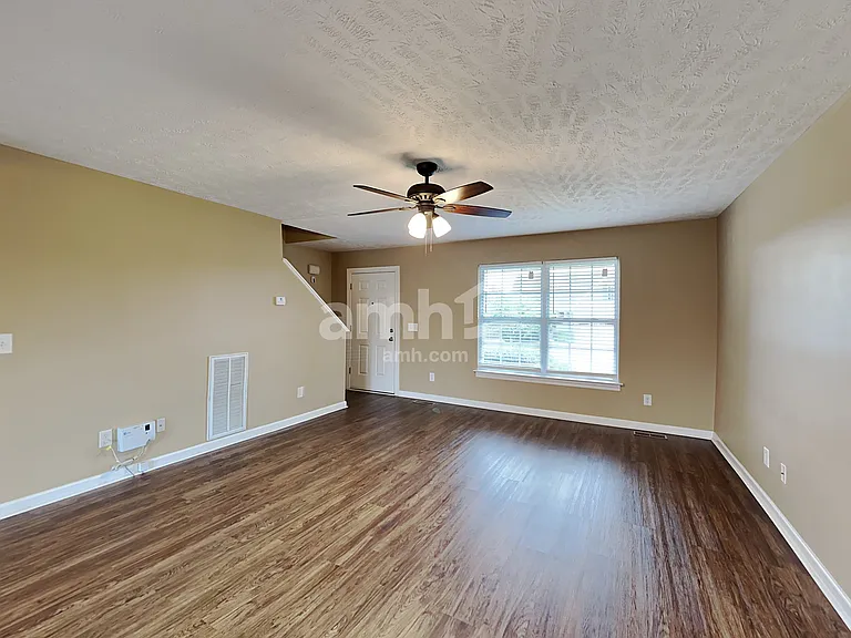 4923 Ark Ln — Photo 5