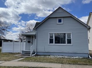 3950 6th St, Wyandotte, MI 48192
