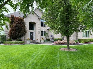 49763 Sandra Dr, Shelby Township, MI 48315
