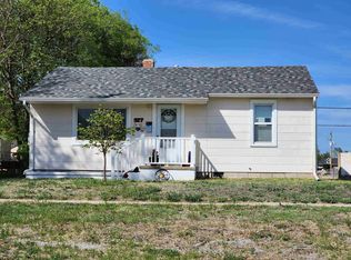 517 E 6th St, Hays, KS 67601
