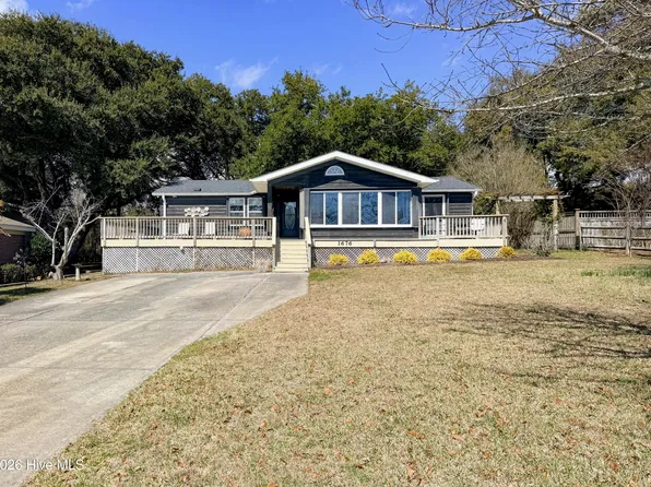 1676 Kings Landing Road, Hampstead, NC 28443