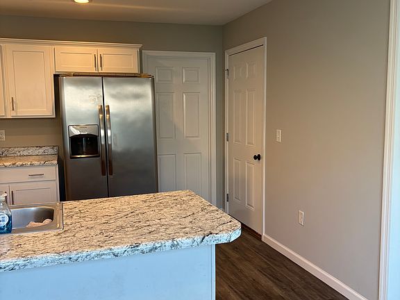 2nd image of 7025 Brady Way