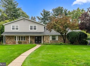 3883 Dempsey Ln, Huntingdon Valley, PA 19006