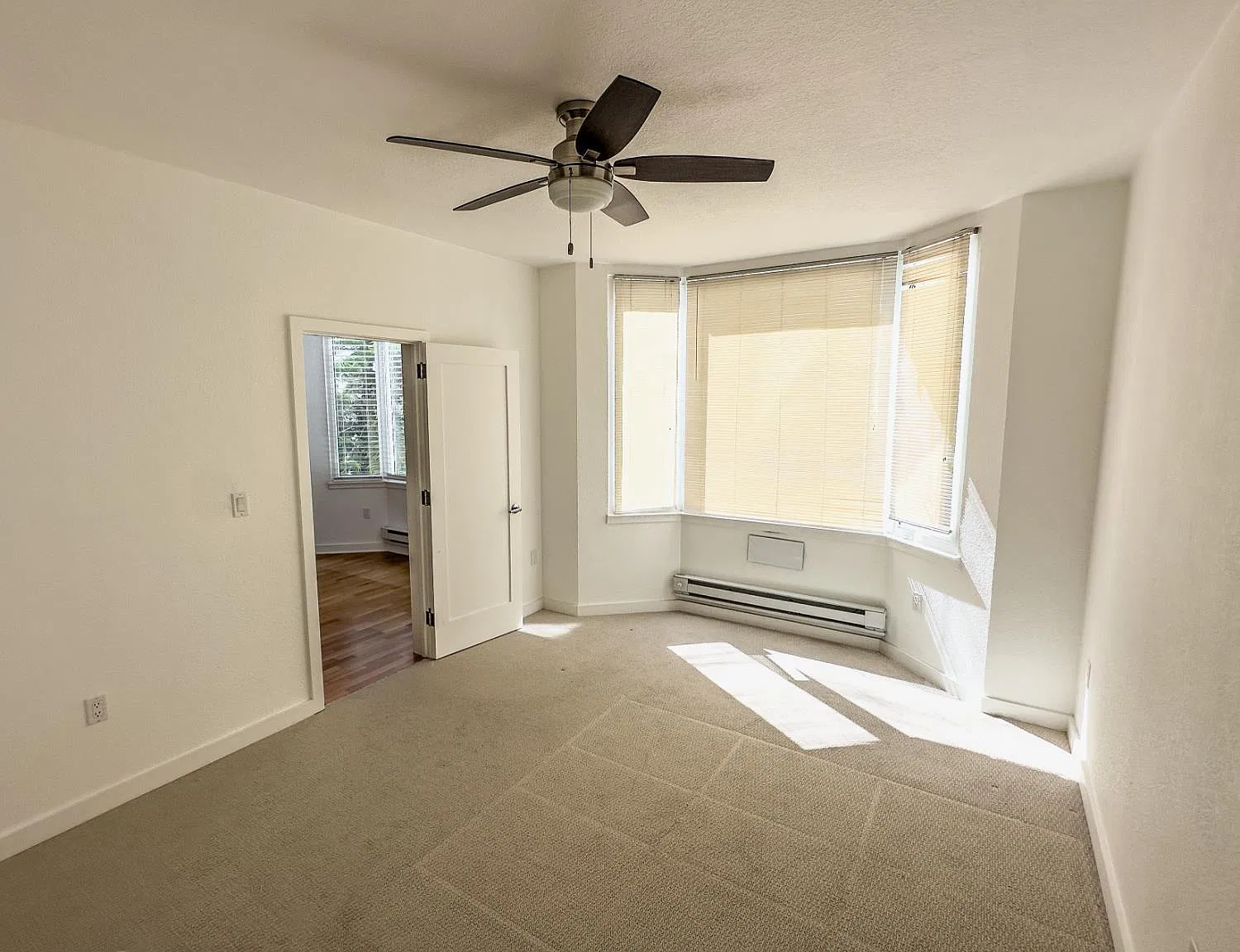 1 bed, 1.0 bath, 736 sqft, $4,400 — Photo 4