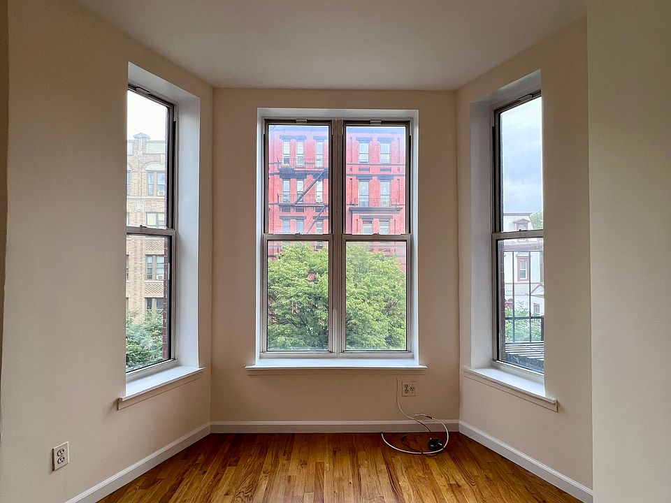 1st image of 300 Quincy St APT 3D