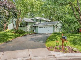 3410 E 125th St, Burnsville, MN 55337