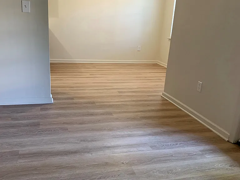 1801 Green Hollow Dr — Photo 20