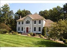 5th image of 8 E Woodbine Dr