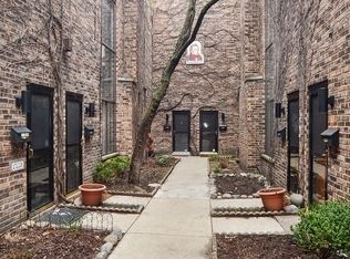 2709 N Racine Ave, Chicago, IL 60614