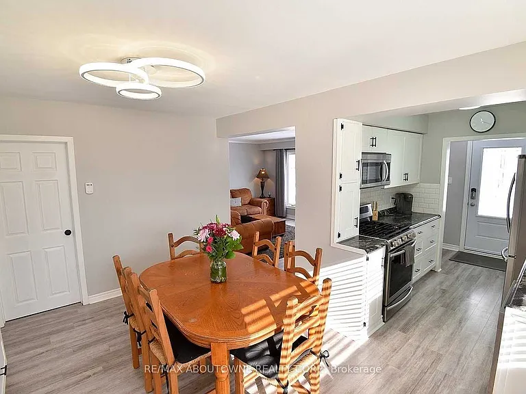 314 Bevan Dr — Photo 15