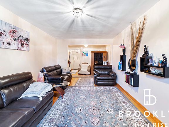 5th image of 2741 E 28th St #2AA