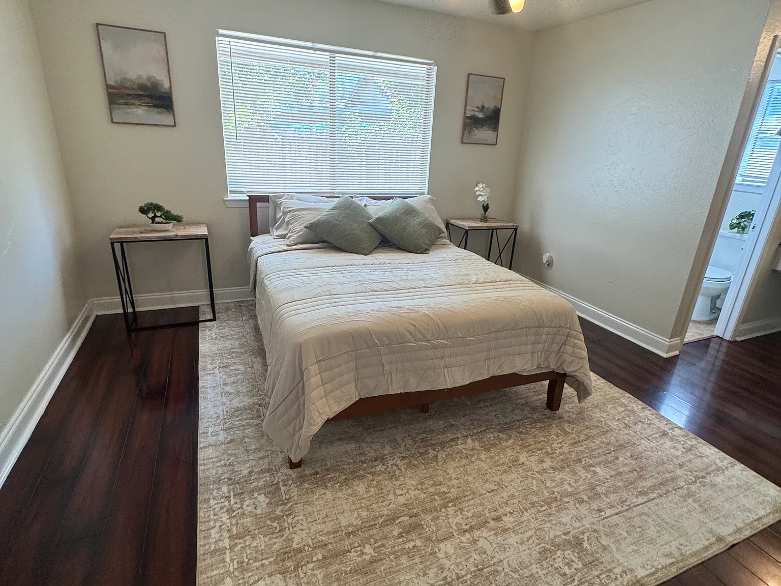402 Fort Drum Dr — Photo 2