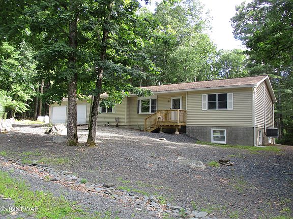 2nd image of 124 Claudine Ln
