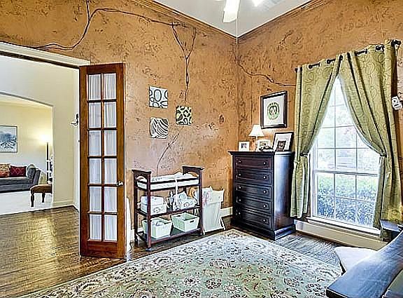 5th image of 1608 McGreg Ln