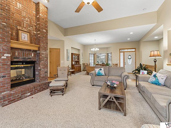 5th image of 1401 Beaver Lake Blvd