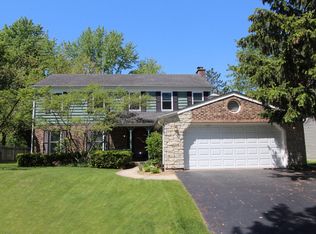 173 Vista Rd, Lake Zurich, IL 60047