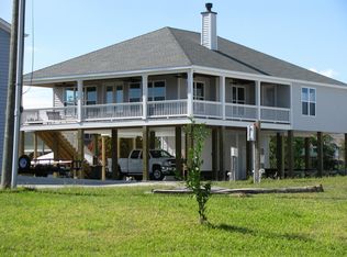 141 Edith Dr, Bay St Louis, MS 39520