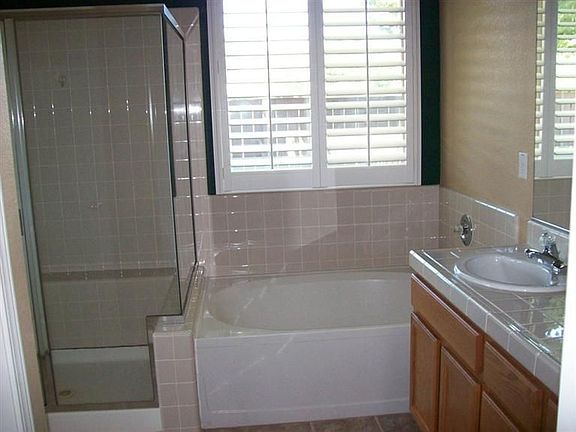 5th image of 4060 Arenzano Way