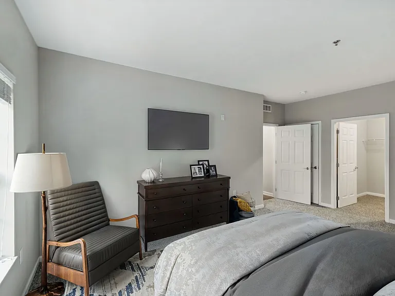 The Evergreen - 2 Bed / 1 Bath - 1,089-1,105 Sq.Ft.