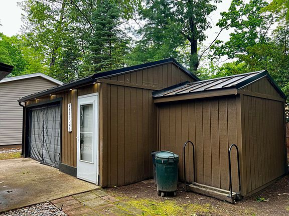 4th image of 126 Cottage Dr