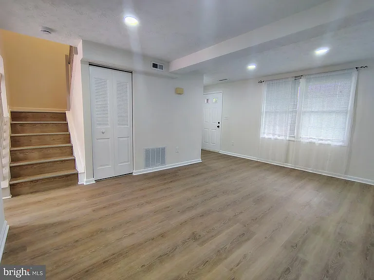 19443 Breezedale Ln — Photo 11