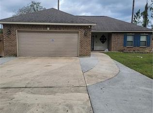 35363 Melody Ln, Slidell, LA 70460