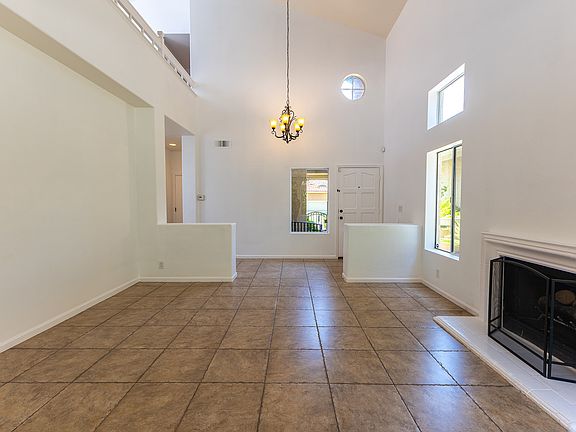 Living Room with fireplace